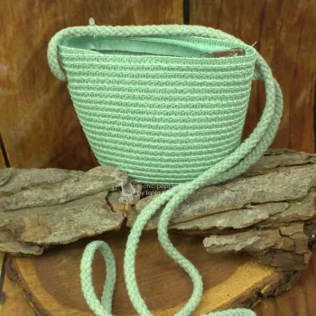 kleine korb Umhängetasche in mint grün