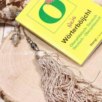 Edler Bücher-Markierer mit Schutzengel-Anhänger für Sammler und Leser.