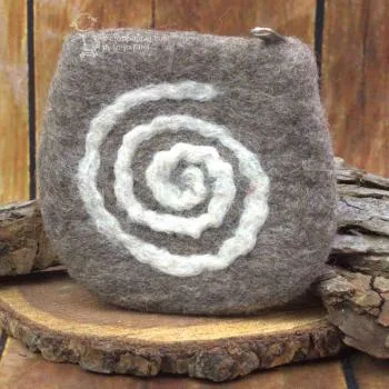 Mäppchen filz in beige klein - Motiv Spirale