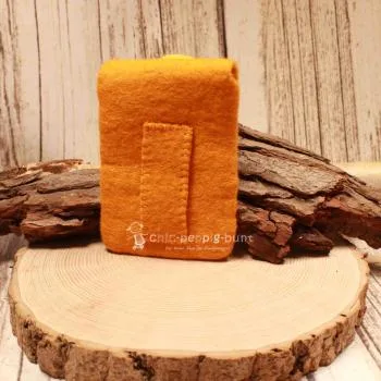 Mäppchen mini Filz gelb mit Gürtelschlaufe - maeppchen filz klein orange ocker 1fach guertelschlaufe