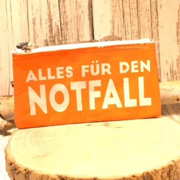 Unisex Faulenzer Etui "Notfall-Kit" in Orange mit Spruch. Robustes Polyester-Gewebe.