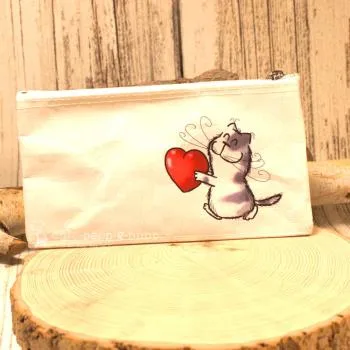 Unisex Faulenzer Etui in Weiß mit Katze und Herz-Spruch. Robustes Polyester.