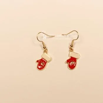 Ohrringe Weihnachten Fäustlinge Handschuhe rot vergoldet mit Fischhaken, Modeschmuck handmade chic-peppig-bunt