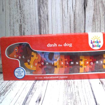 buntes Holz Puzzle in 3D als Dackel