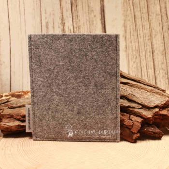 Impfpasshülle Filz hellgrau blau weiße Bayern Bordüre Tracht