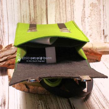 Rucksack Filz grün Metallschnallen