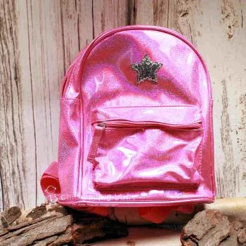 Kleiner schimmernder Kinderrucksack in Rosa-Glitzer aus abwaschbarem PVC mit zwei Reißverschlussfächern und Polyester-Innenfutter.