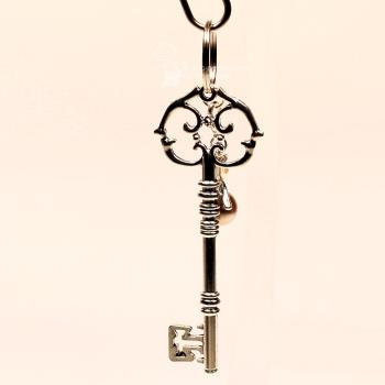 Goldener Schutzengel Schlüsselanhänger – Edler Vintage-Schlüssel & Charm