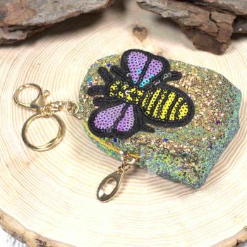 Gelbes Glitzer Schlüsselanhänger Mäppchen Biene (10x6x4cm) geschlossen.