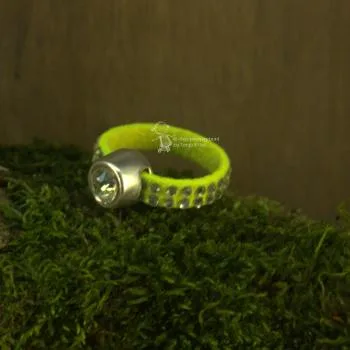 Damenring mit Strass-Band gelb und Swarovski-Stein schmal