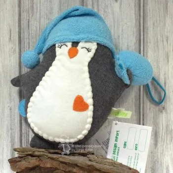 Stofftier Spieluhr Pinguin mit Mütze