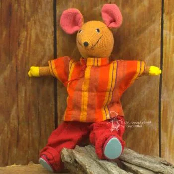 Lernstofftier kleine Maus mit ausziehbarer Kleidung