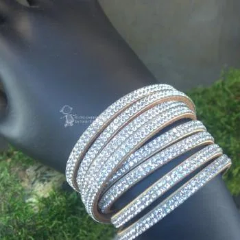 Wildleder-Optik Armband Strass - strassarmband braun1