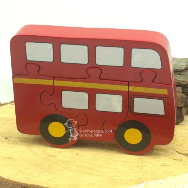 Holz Bus als Puzzle