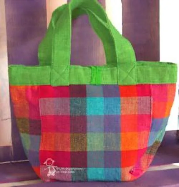 Kindertasche grün mit buntem Stoffkaro 1 Fach - lunchbag karo kinder gruen