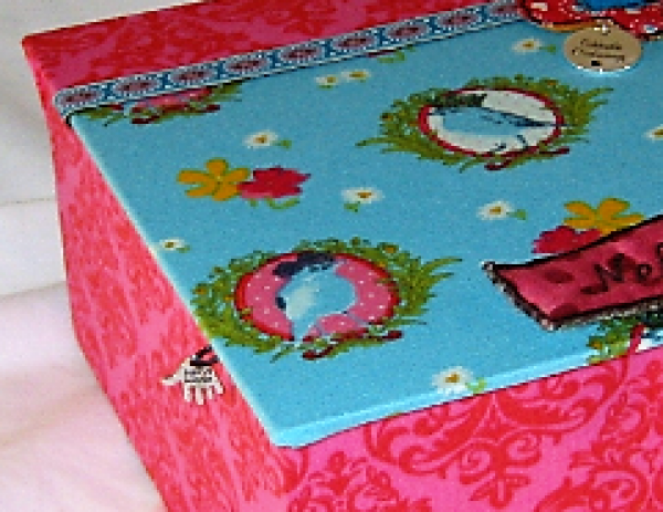 informatives Detail - Handmade Händchen Anhänger informatives Detail - Handmade Händchen Anhänger