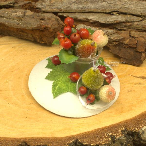 weißes Headpiece mit Obstkorb weißes Headpiece mit Obstkorb