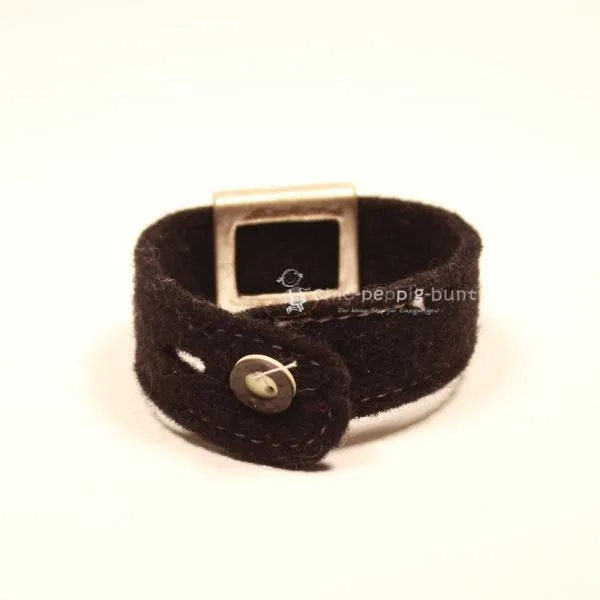 Armband schwarz mit Metall-Edelweiß Trachtenstil - armband tracht filz schwarz metall edelweiss holz knopf verstellbar
