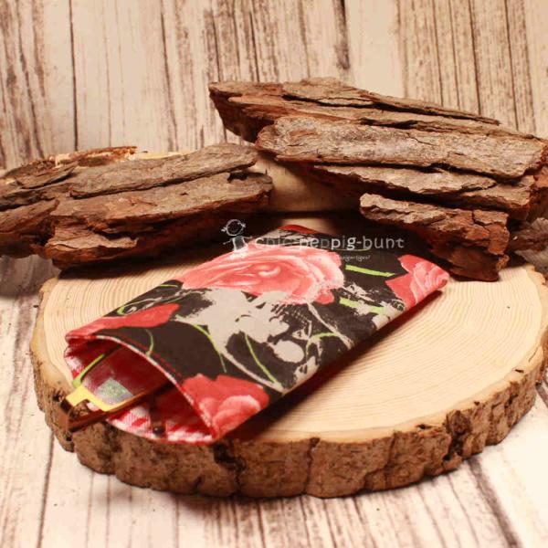 Brillenetui Stoff schwarz mit roten Blumen