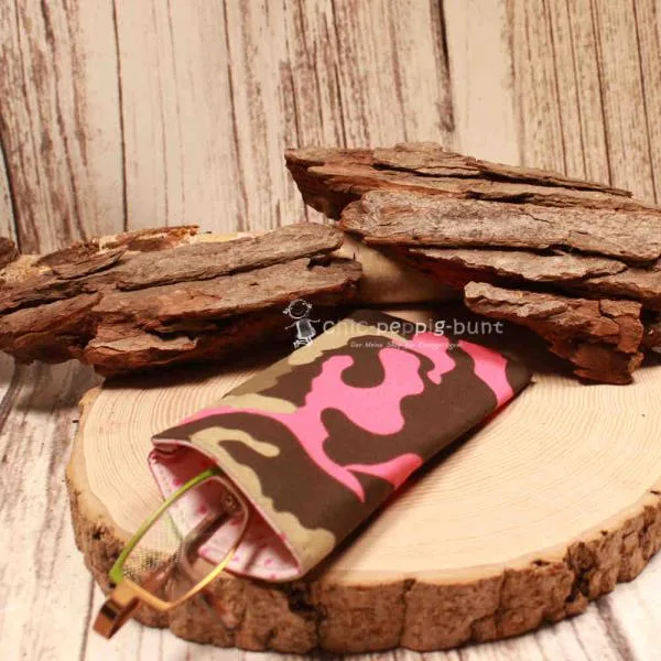 Brillenetui Stoff Camouflage mit Pink - brillenetui stoff handgenäht camouflage schwarz pink