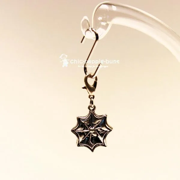 Charms Anhänger Spinnennetz Helloween versilbert - charms anhaenger spinnennetz versilbert helloween fasching karabiner