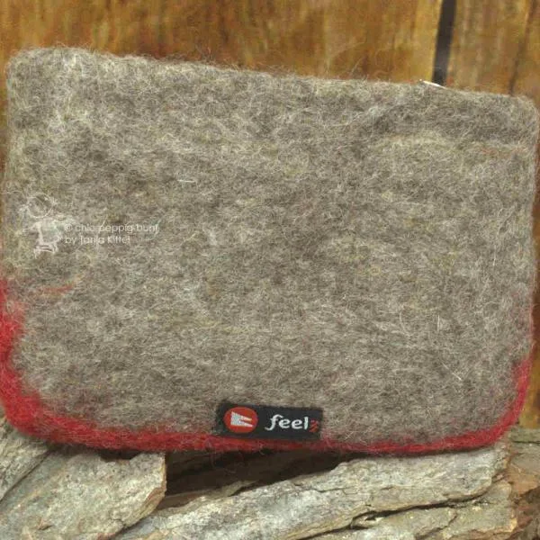 Mäppchen aus filz in rot
