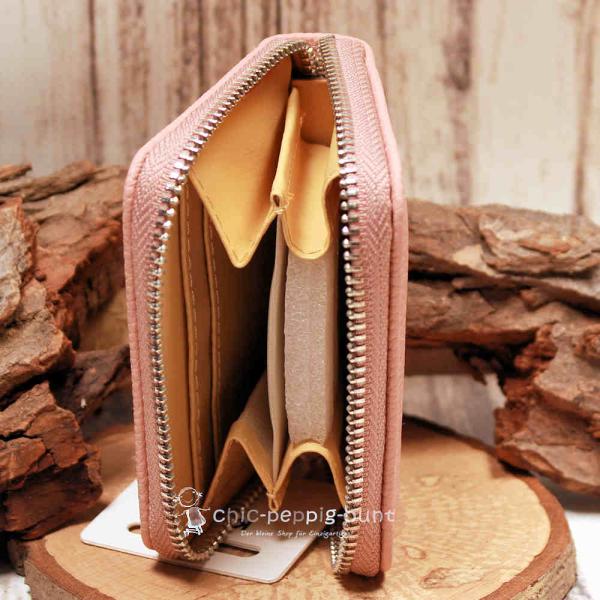 Innenansicht der kompakten Pferde-Geldbörse mit 4 Kartenfächern und 2 großen Hauptfächern.