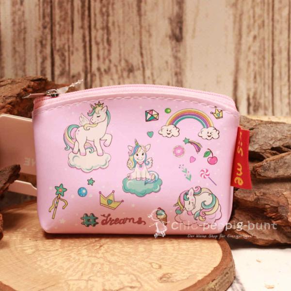 Kleiner blauer Geldbeutel aus Kunstleder mit grafischem Einhorn-Motiv und Reißverschluss.