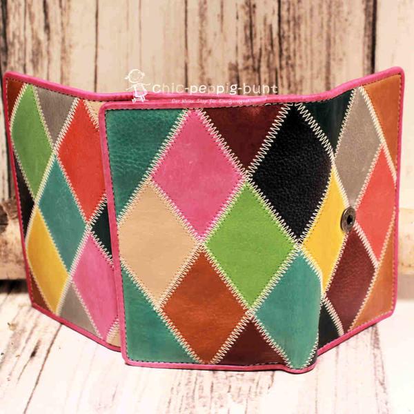 Geldbeutel mittelgroß buntes Leder - 19 Fächer Rautenmotiv
