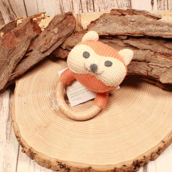 Greifling Fuchs Orange – Handgestrickter Beißring aus Naturholz - HickUps