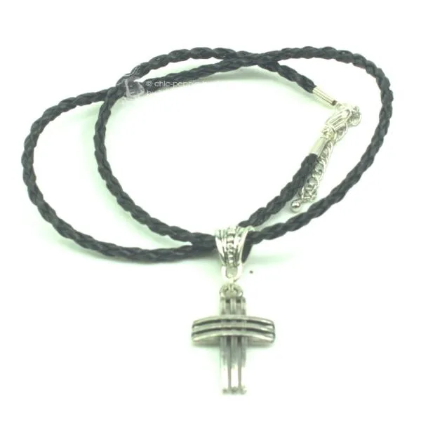 schwarzes gedrehtes Leder als Kette