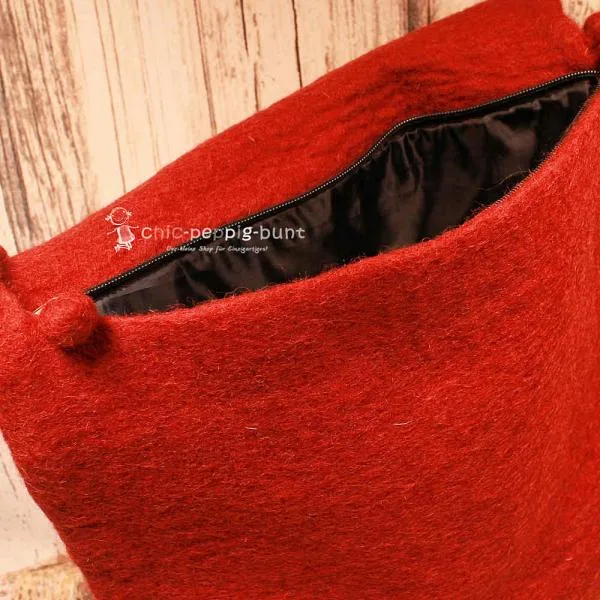 Umhängetasche filz rot gross Calla Blüte weiss - handtasche filz knopf perle gross reissverschluss kala bluete rot