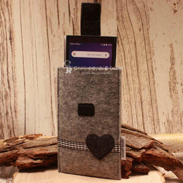 Handytasche Filz hellgrau-dunkelgrau Herz Tracht Klettverschluss