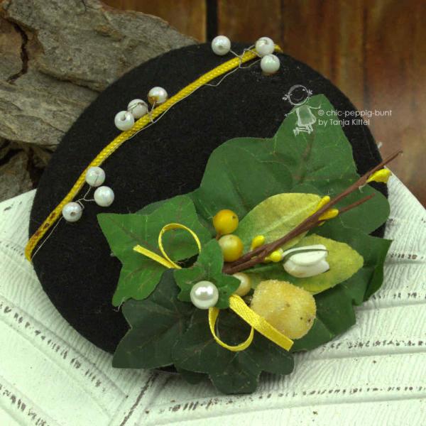 Headpiece ein kleines schwarzes Hütchen