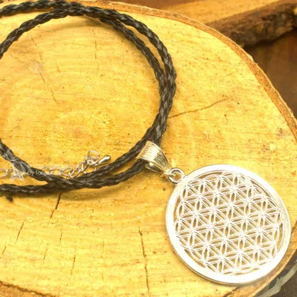 kette echtes Leder mit Anhänger