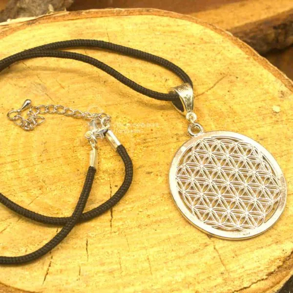 Blume des Lebens Kette