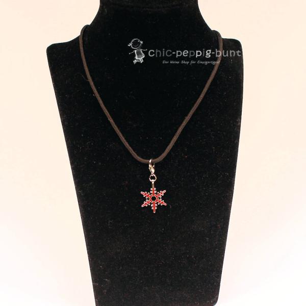 Halskette mit Schneeflocke Charmsanhänger