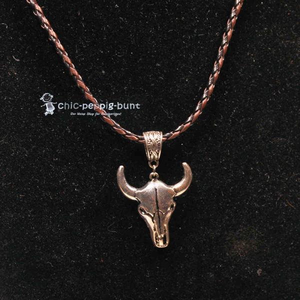 Kettenanhänger Stierkopf – Versilberter Bullen-Schmuckanhänger