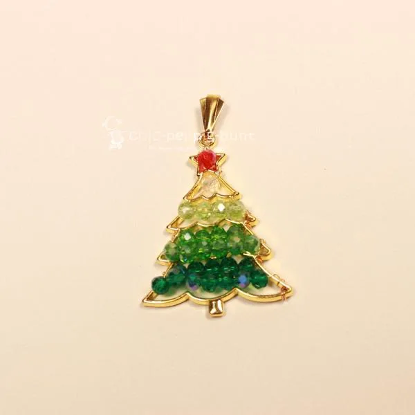 Kettenanhänger Weihnachten Weihnachtsbaum vergoldet mit Schluppe, Modeschmuck handmade chic-peppig-bunt
