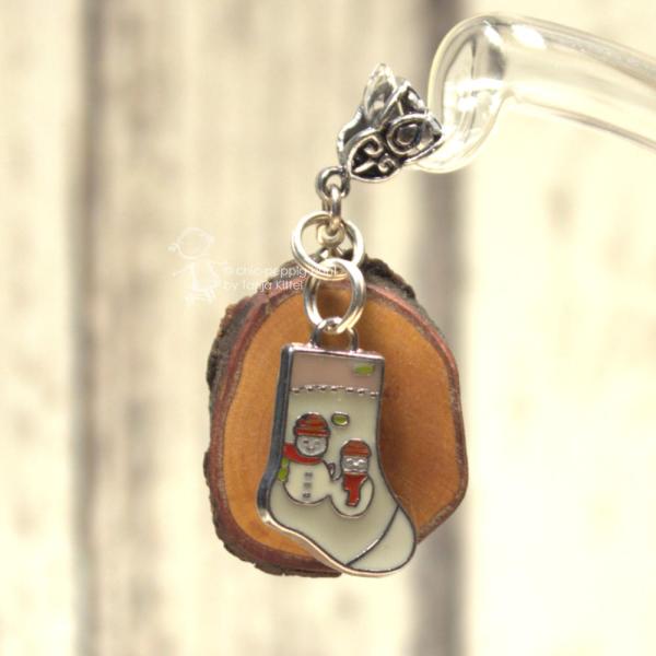 Kettenanhänger Weihnachten Holzscheibe mit Nikolausstrumpf