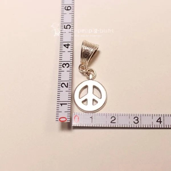 Kettenanhänger mini Peace Zeichen versilbert - kettenanhaenger peace modeschmuck versilbert klein