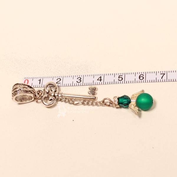 Kettenanhänger „Grüner Schutzengel“ – Edler Vintage-Schlüssel mit Charm