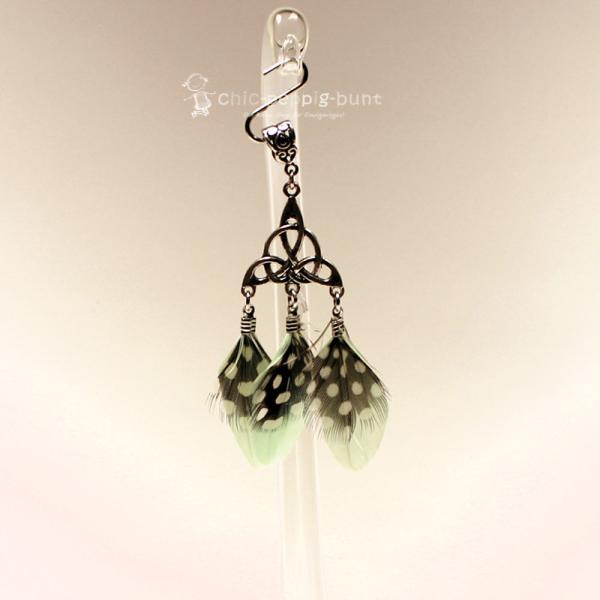 Kettenanhänger Traumfänger versilbert Feder punkte mint grün