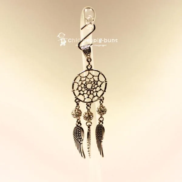Kettenanhänger Traumfänger rund Feder Metall versilbert Strass Perle weiss - kettenanhaenger traumfaenger metall versilbert strass perlen fluegel crystal