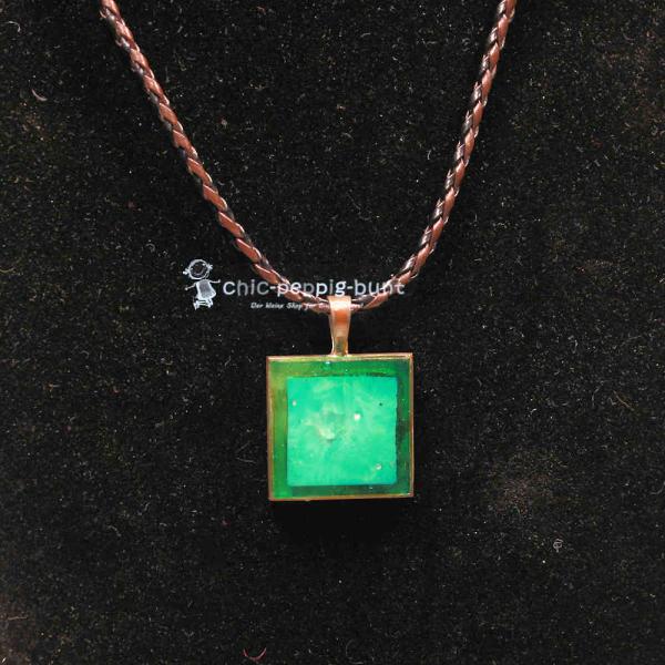 Antik-Look Kettenanhänger Türkis-Grün – Polymer Clay Unikat von Perlenundmehr