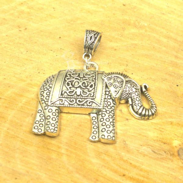 Kettenanhänger großer Elefant Kettenanhänger großer Elefant