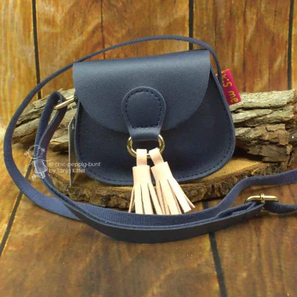 Kinderhandtasche mit kleine Quasten
