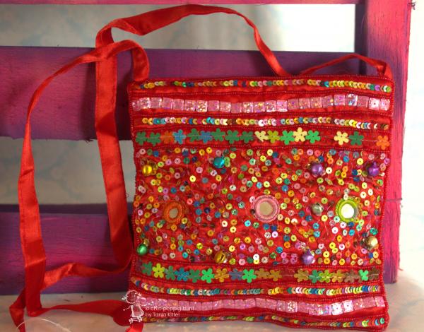 Kinder Handtasche mit aufgenähten Glitzersteinen Kinder Handtasche mit aufgenähten Glitzersteinen