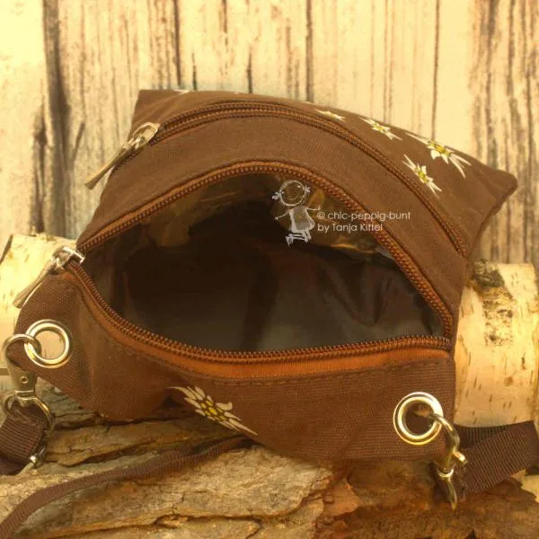 kleine Handtasche aus Stoff