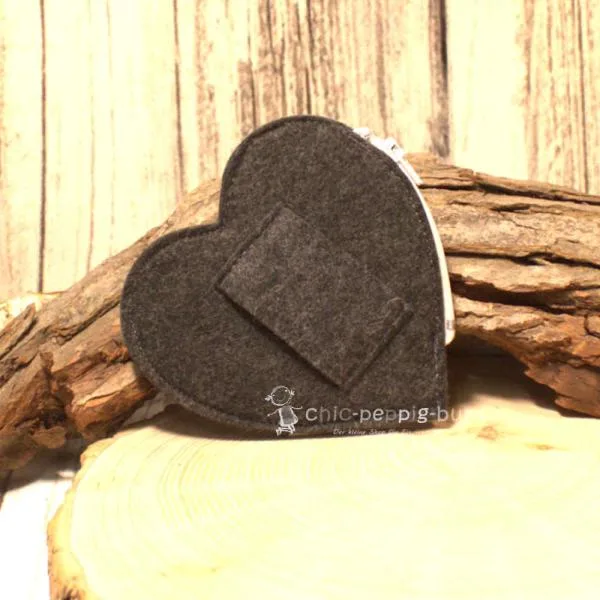 Geldbörse Utensilientasche Filz Tracht mit Herz-Design Schlaufe für Gürtel
